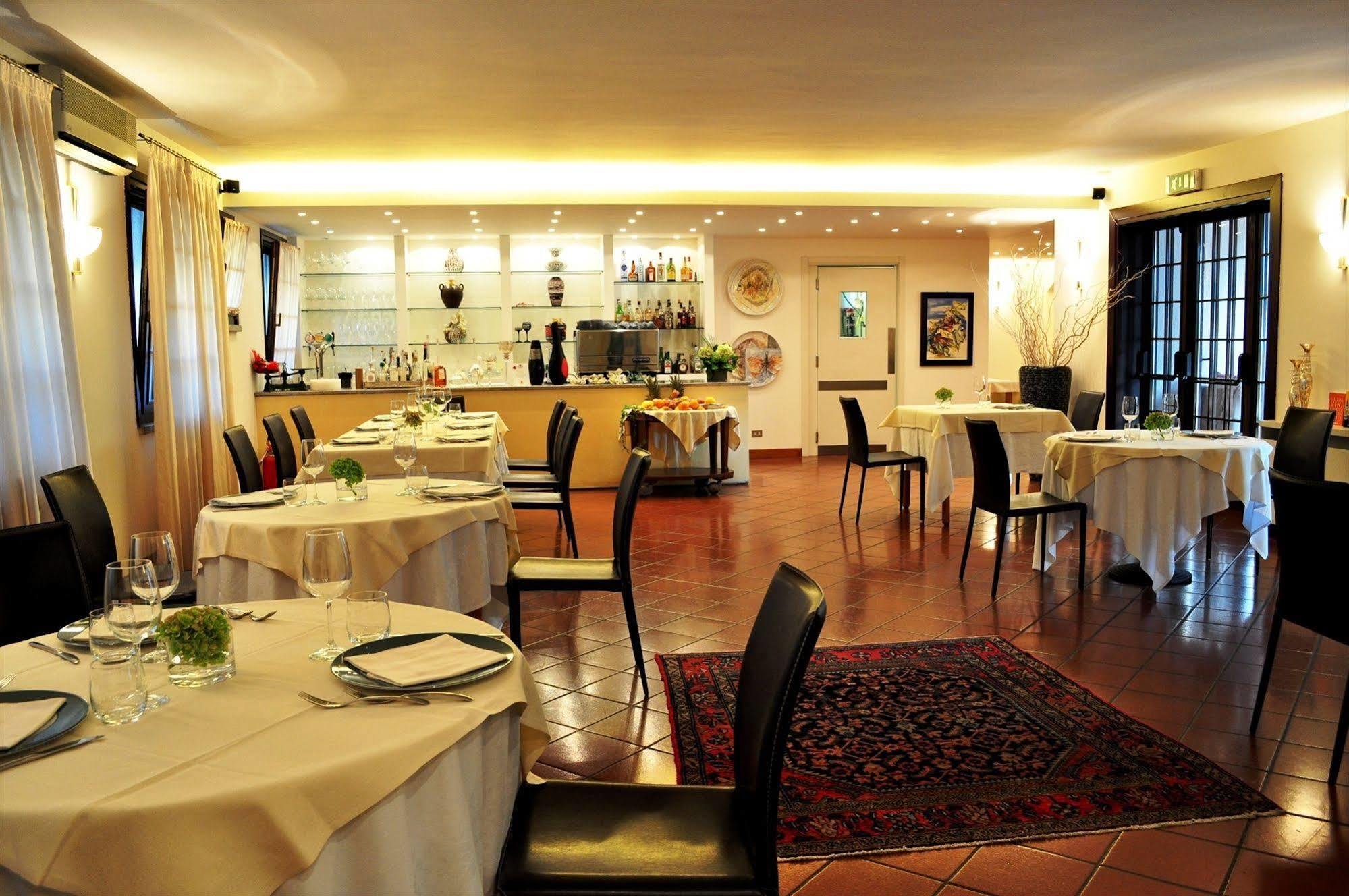 Hotel Prata Verde Prata Di Pordenone Exterior photo